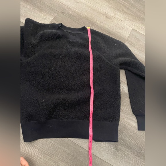 Everlane Sherpa Sweater Crew - Picture 4 of 5